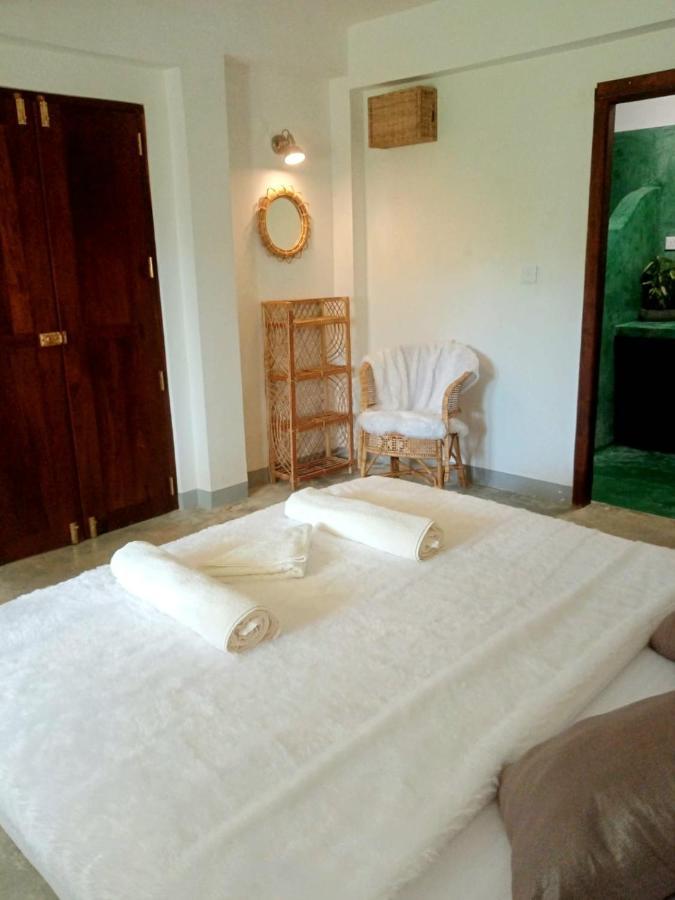 Sri Lanka Surf Villa Domus Graziella Ahangama Buitenkant foto