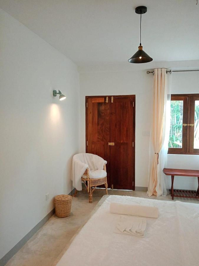 Sri Lanka Surf Villa Domus Graziella Ahangama Buitenkant foto