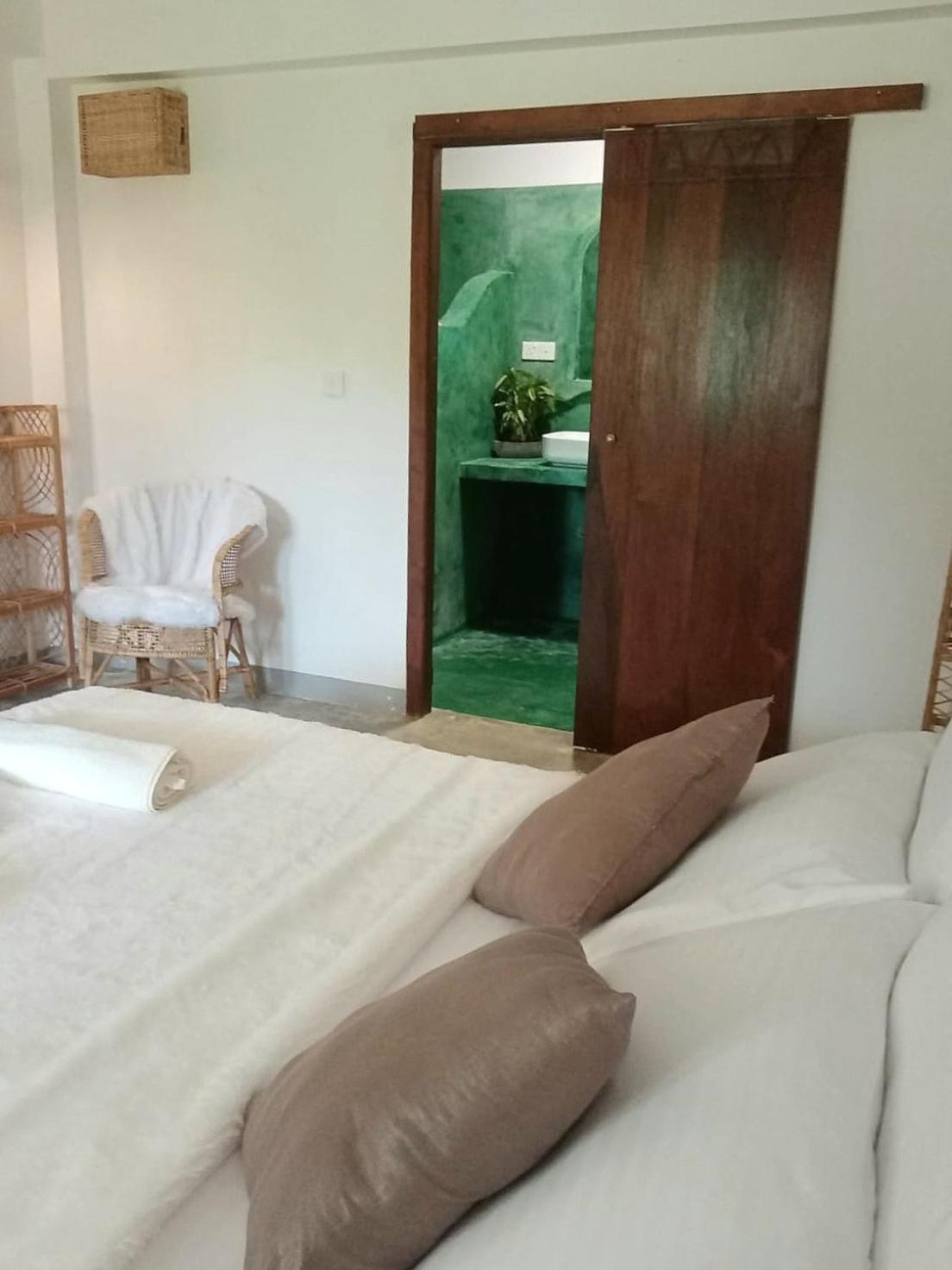 Sri Lanka Surf Villa Domus Graziella Ahangama Buitenkant foto